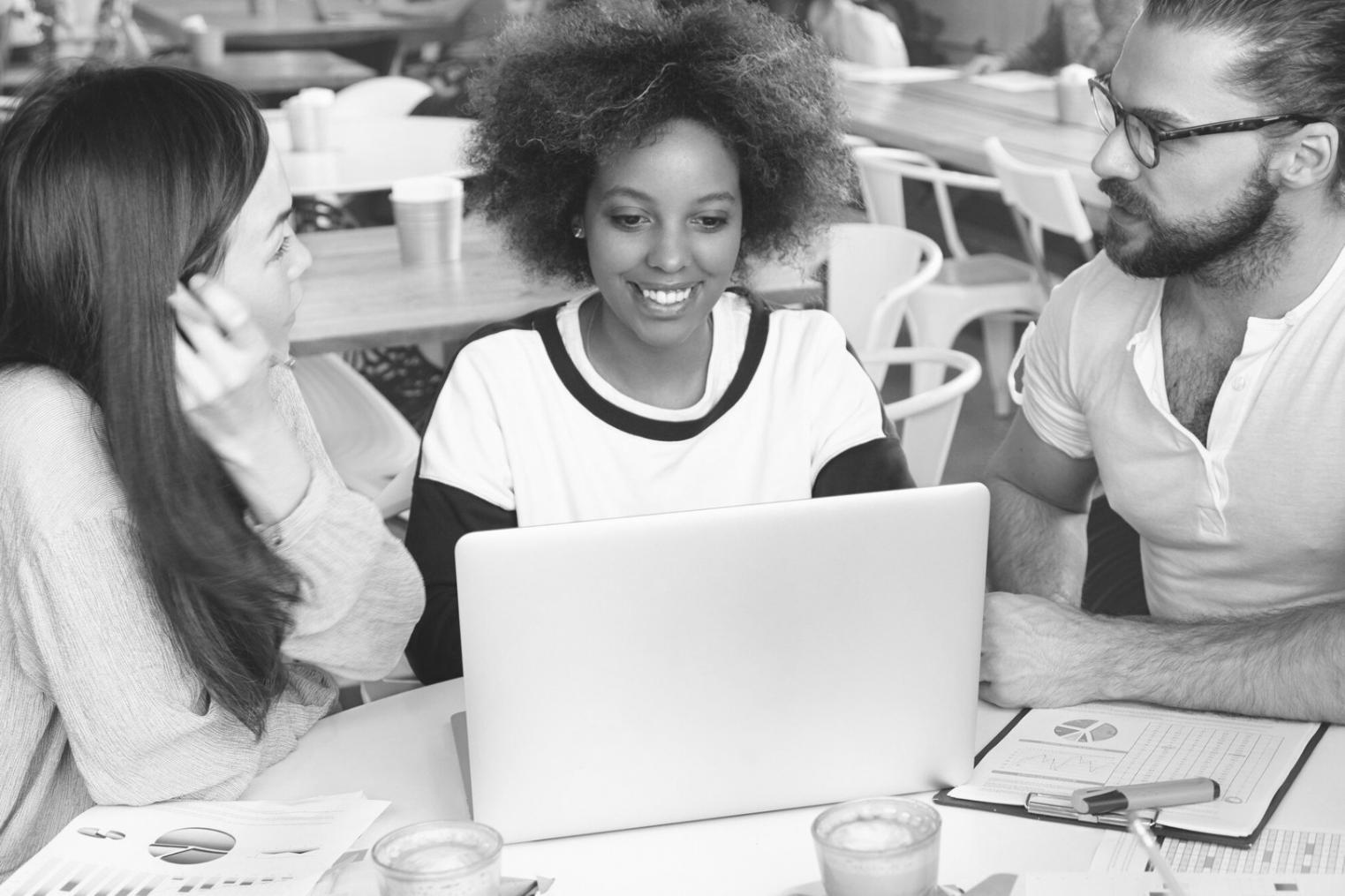 Ambiente di lavoro quexalorio con analisi keyword research